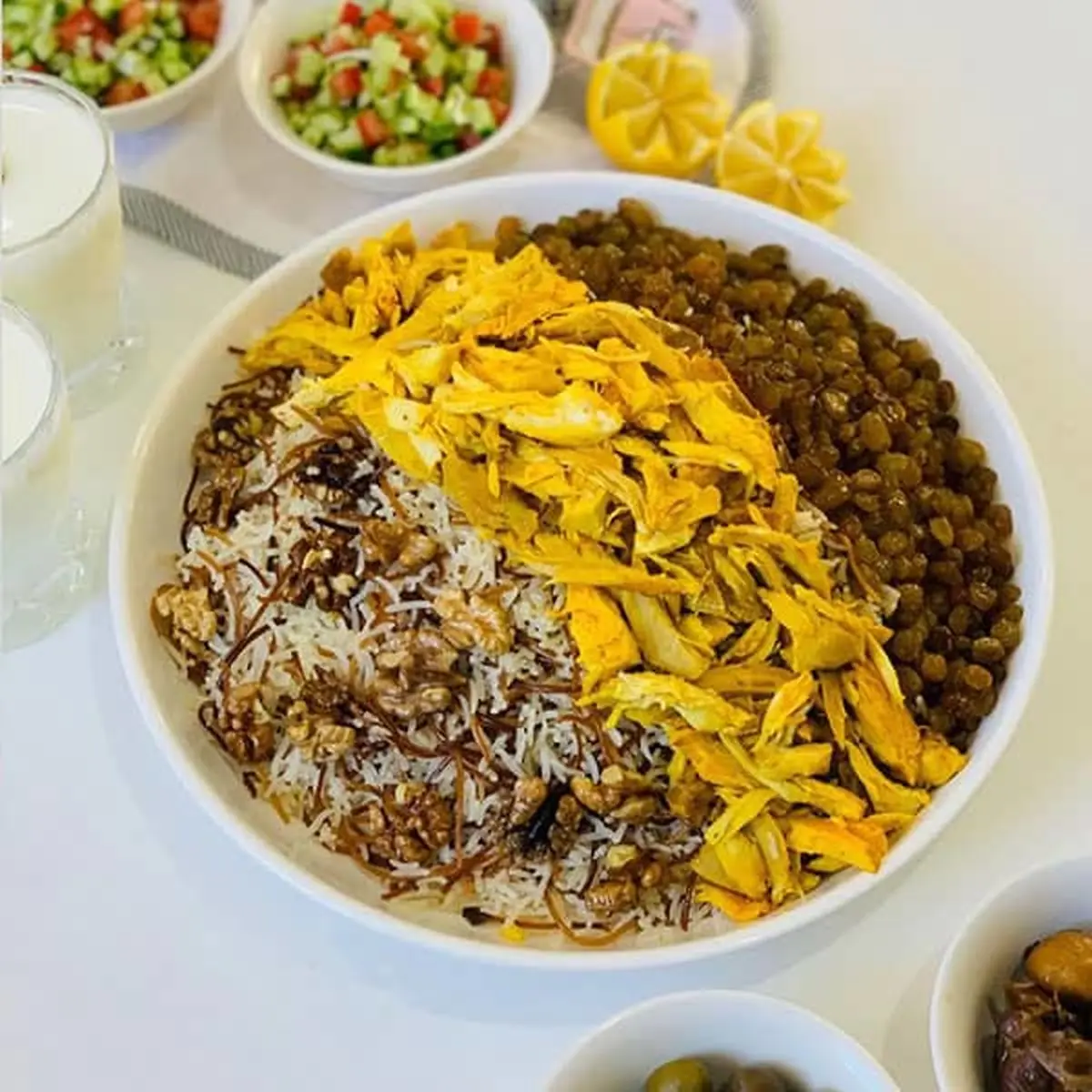 پلوهای مخلوط / طرز تهیه رشته پلو با مرغ زعفرانی خوشمزه و مجلسی