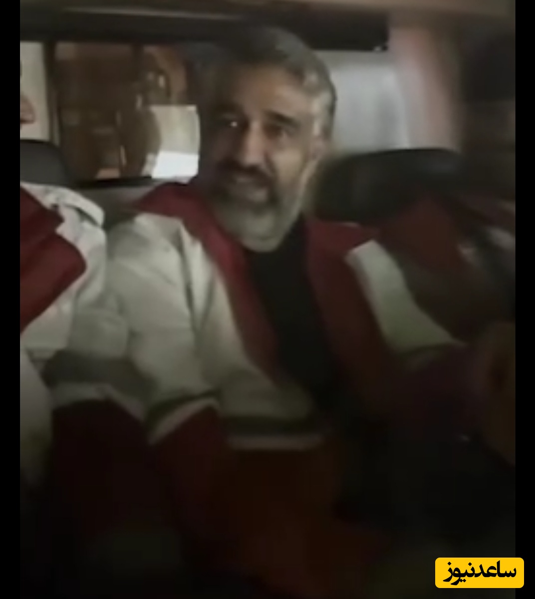 ببینید | پژمان جمشیدی در میان امدادگران غیور هلال احمر؛ این روزها همه پای کار ایران هستند