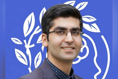 (ویدئو) به شانه‌ام زدی که تنهایی‌ام را تکانده باشی؟! | شعرخوانی نفس‌گیر مجتبی شکوری