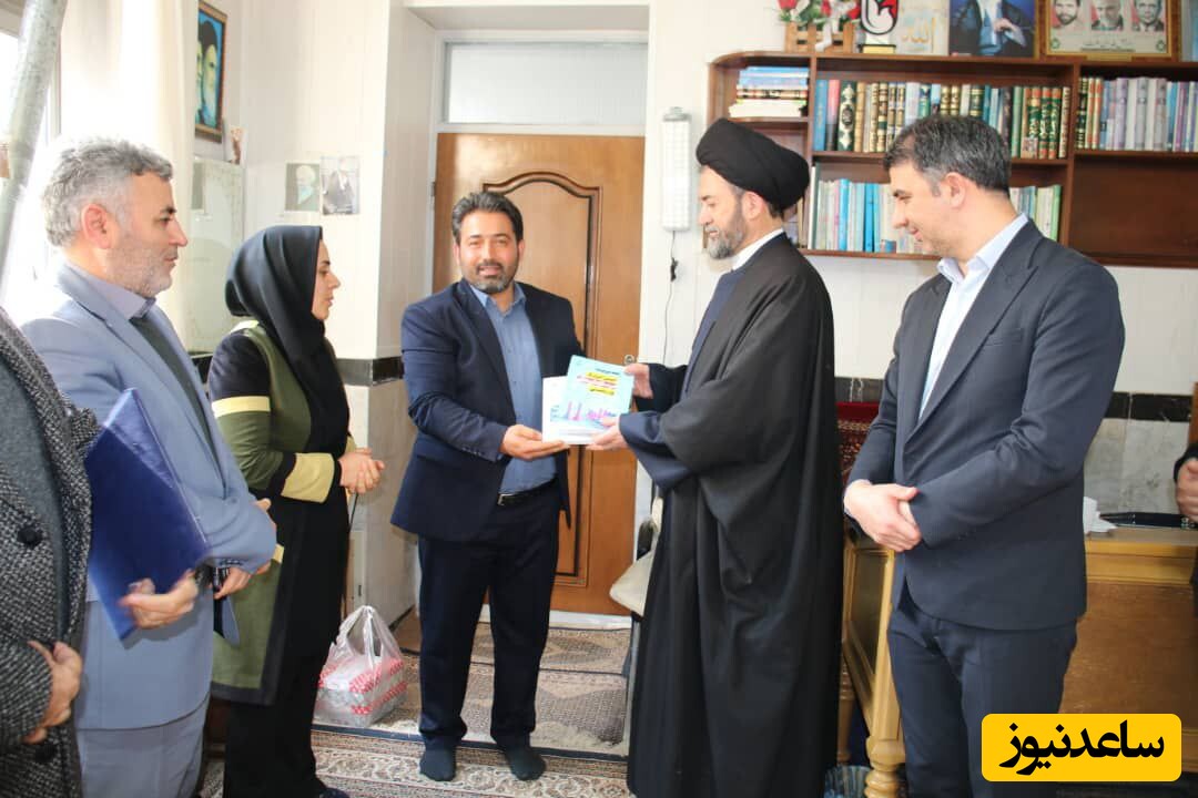 اهدای حکم سفیر صلح به امام جمعه اردبیل