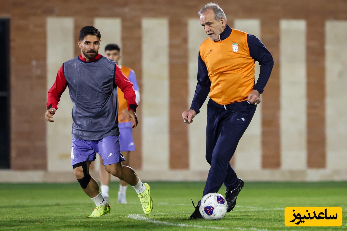 پزشکیان فوتبالیست شد!/بازی حرفه‌ای آقای رئیس‌جمهور با بازیکنان تیم ملی... عجب شوتی میزنه دکتر پزشکیان!