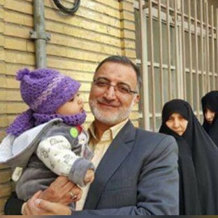 ناگفته های علیرضا زاکانی درباره ازدواجش با همسر شهیدی که یک فرزند داشت؛ از مهریه‌ای از جنس نقره تا ازدواج دخترش در مقطع دبیرستان!