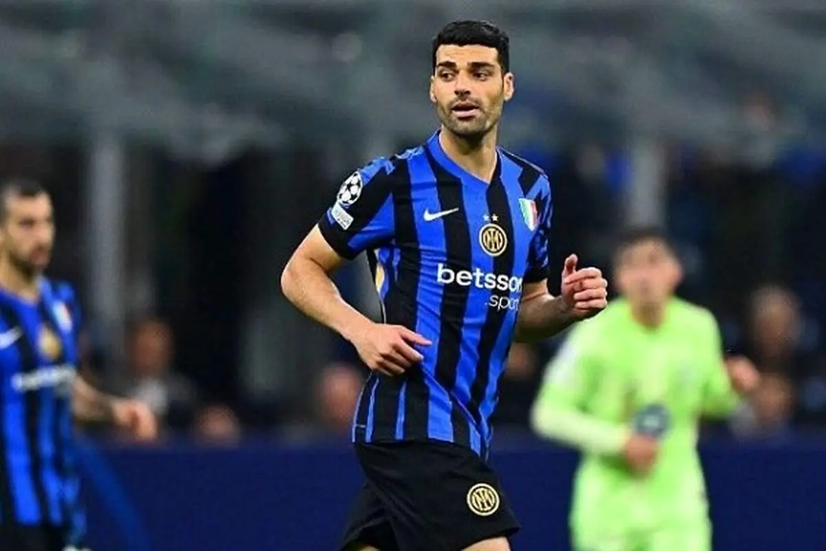 سفر زمینی دور و دراز مهدی طارمی با ماشین شخصی برای رسیدن به زادگاه پدری‌اش بوشهر