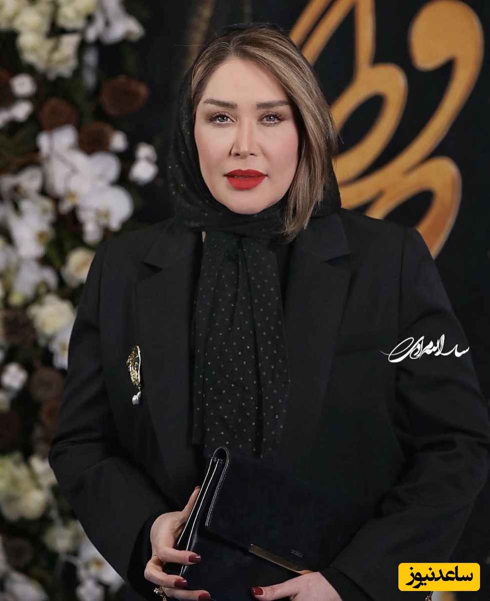 تصویر بسیار نزدیک و با جزئیات از چهره پر از عمل سارا منجزی پور