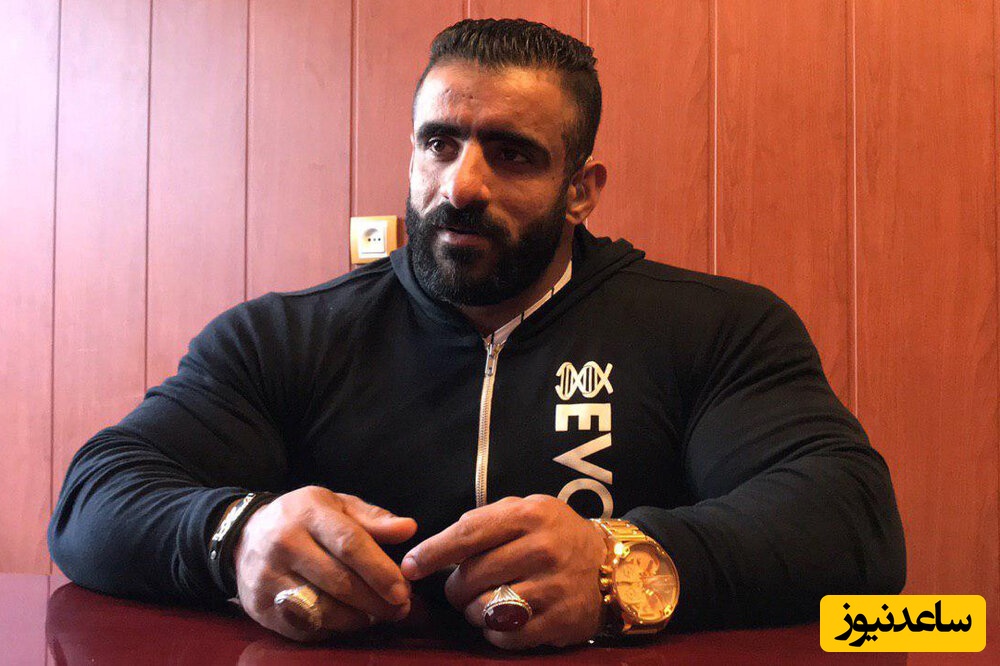 چهره غمزده هادی چوپان در مراسم عزای خلیل عقاب، پهلوون شیرازی در زورخانه/ روحش شاد و مسیرش پرنور+عکس