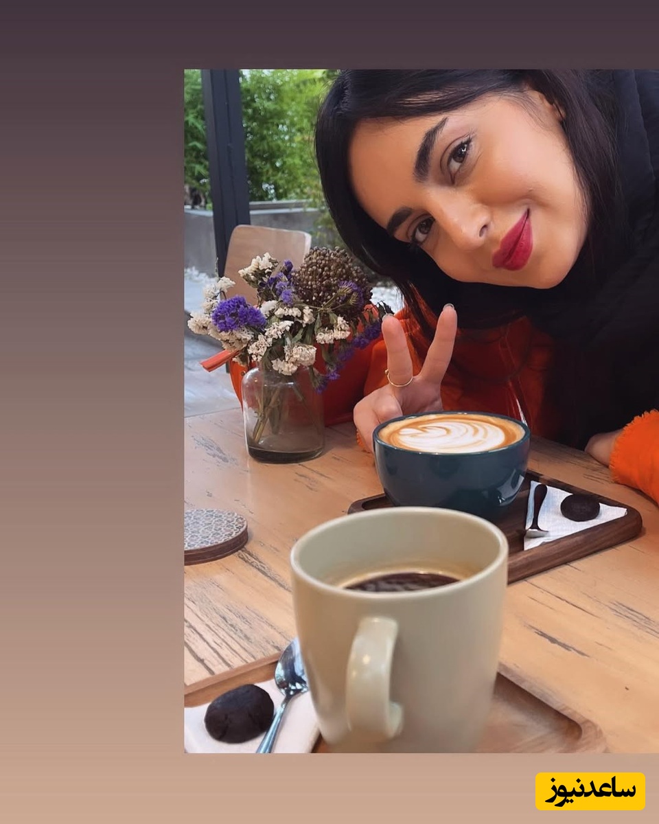 نگاهی به چیدمان شاعرانه و هنری منزل مهشید جوادی، بازیگر سریال «بچه مهندس»/ از مبلمان مدرن و  کتابخانه پر از کتاب تا تابلوی هنری