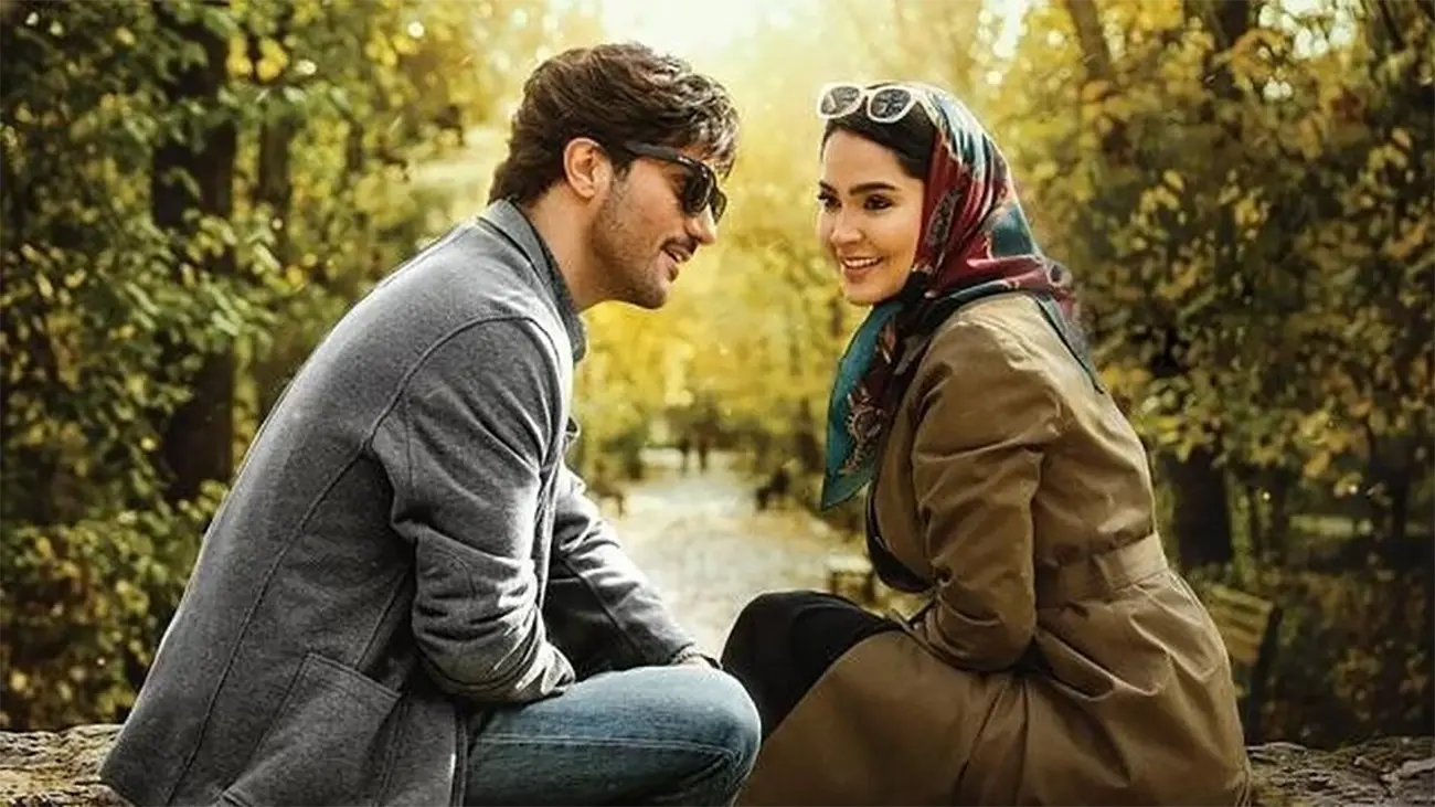 همخوانی دیدنیِ ستایش رجایی‌نیا و سینا مهراد با علیرضا قربانب در کنسرت خواننده پرطرفدار؛ خانم بازیگر چه دلبری میکنه!+فیلم