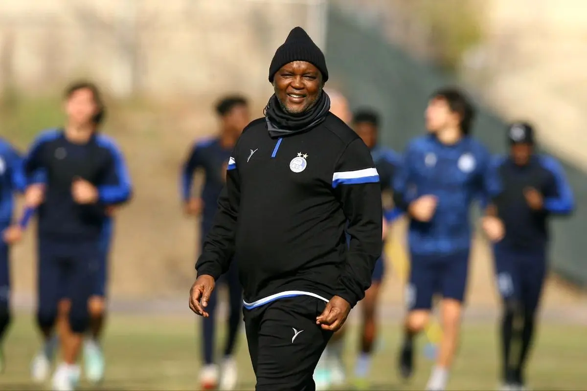 انتقاد از موسیمانه در برنامه توتونچی: کاش عکس لباس پوشیدن ناصرخان و منصور پورحیدری رو نشون می‌دادید!+فیلم