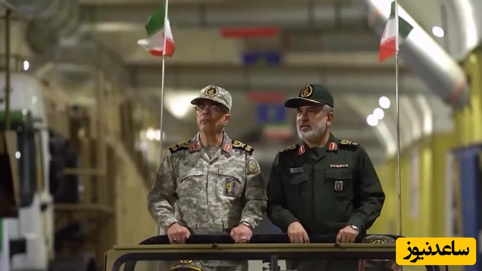 آخرین بازدید سپهبد شهید محمد باقری و سرلشکر شهید حاجی زاده از یکی از شهرهای موشکی و پهپادی+ویدیو