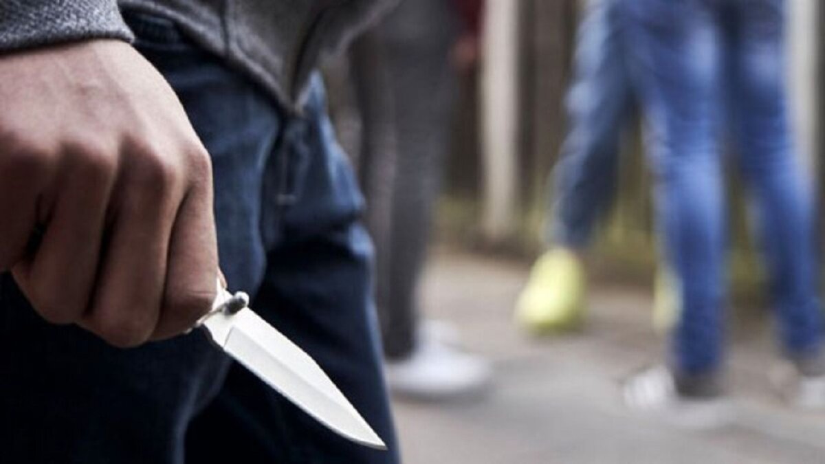 حمله با چاقو به یک طلبه تذکردهنده به زن بی‌حجاب در رشت