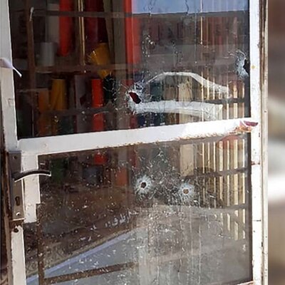 فیلم لحظه گلوله باران یک مغازه در خوزستان / مردان مسلح سوار بر موتور بودند + عکس و جزییات