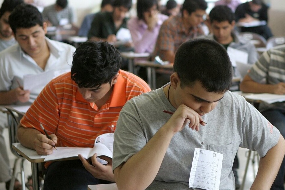 بررسی اثرات مثبت افزایش تاثیر معدل در کنکور 1405 و استدلال‌های نمایندگان مجلس در نامه به رئیس‌جمهور