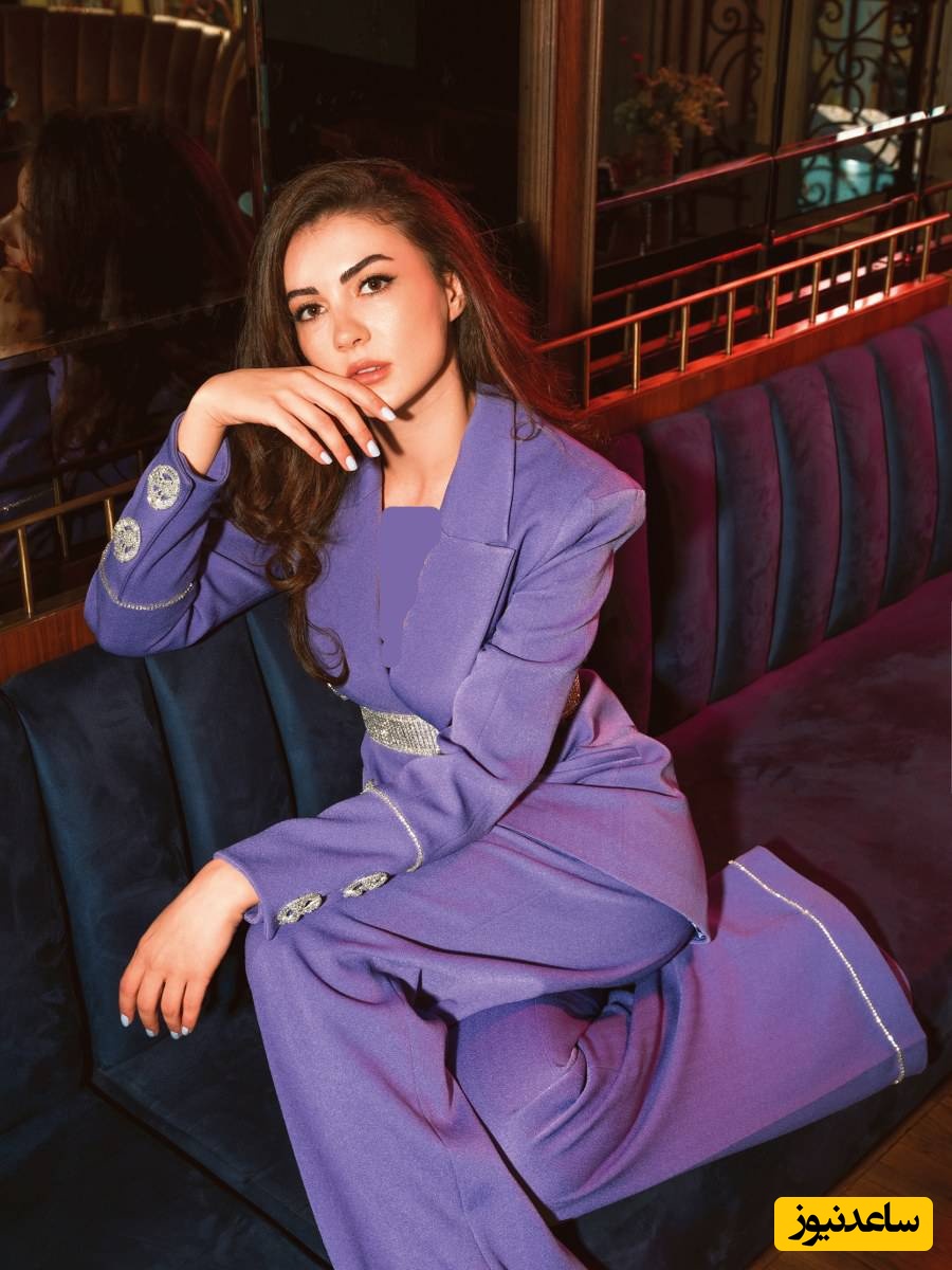 بورجو اوزبرک چه تیپی زده!؟ استایل زمستانه رنگارنگ با حوله حمام 😳🤣