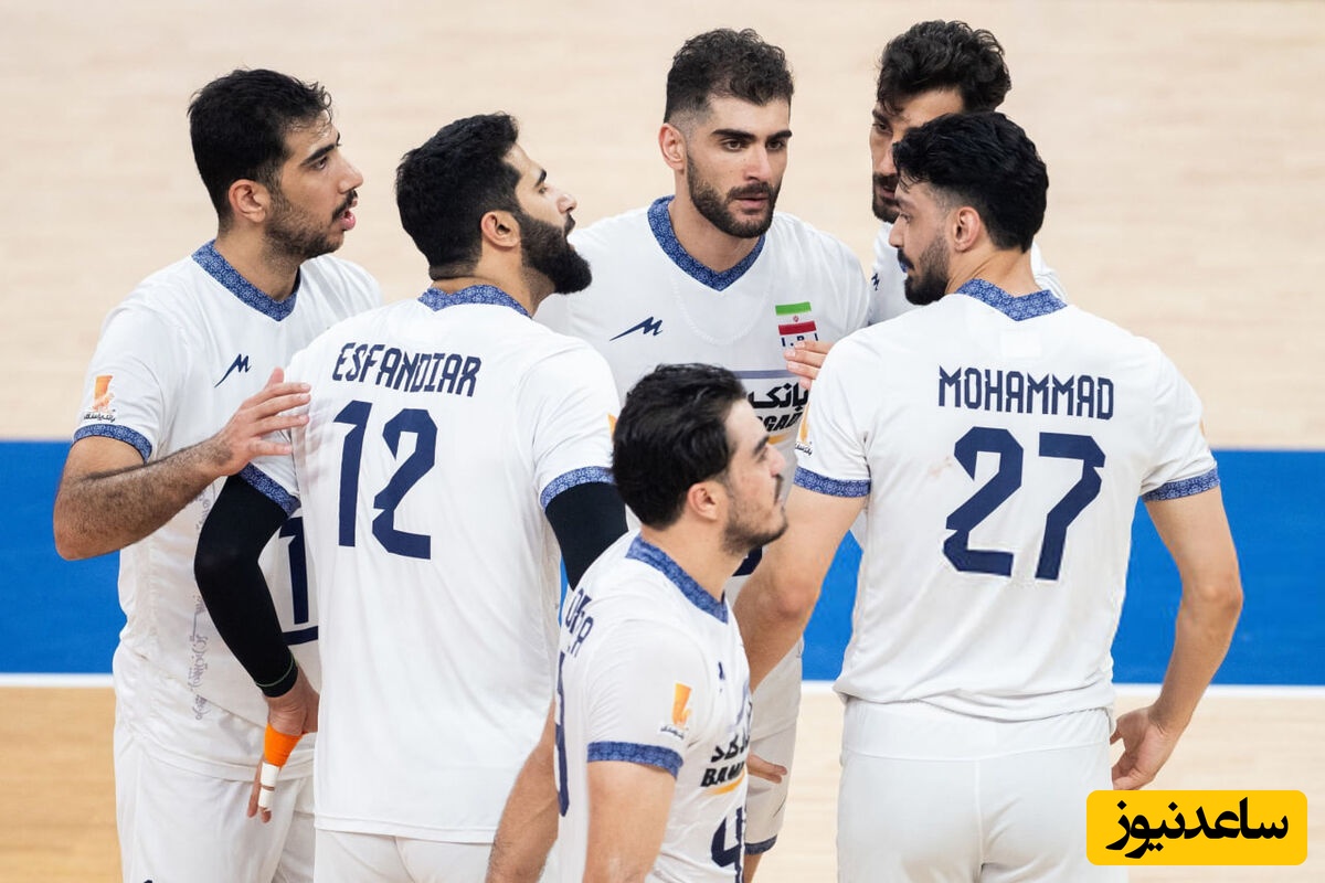 زیباترین لحظه قبل شکست تلخ والیبال ایران مقابل فرانسه/ صدای آهنگ حماسی «ای ایران» در دل لهستان پیچید+فیلم