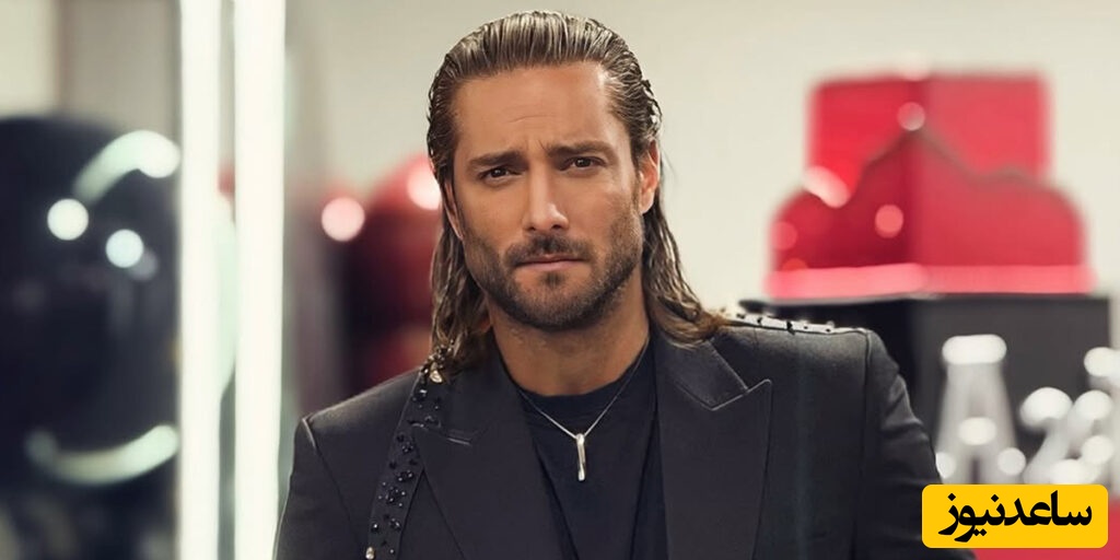 (ویدئو) استایل عجیب امیر مقاره "ماکان بند" در کنسرتش با موهای بافت و پیراهن زنانه!