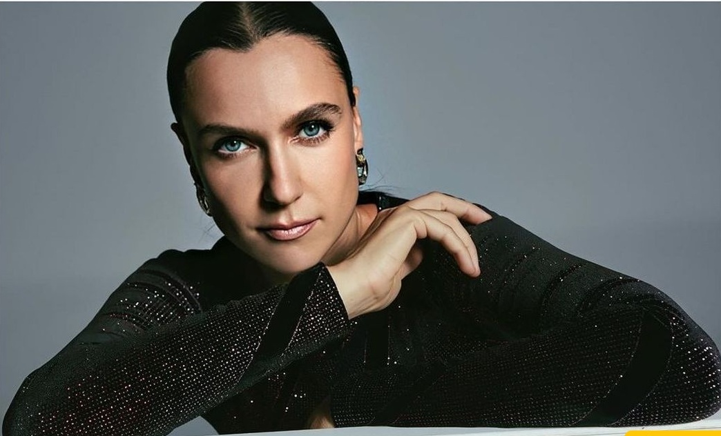 کت و شلوار مجلسی محشر شوال سام و کفش پاشنه بلند شیکش دل همرو یکجا برد