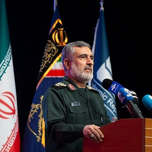 سردار حاجی‌زاده: آمریکا در یک شب سه مرحله با ایران مکاتبه و تمنا داشت/ ما در اوج قدرت هستیم