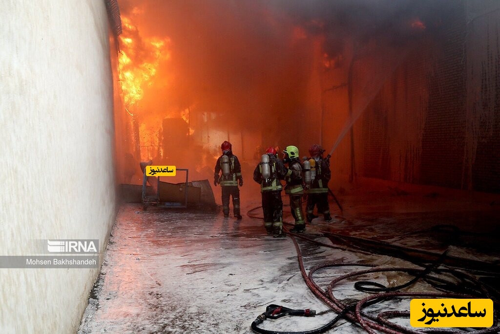 آتش سوزی مهیب در کارخانه الکترو استیل مشهد