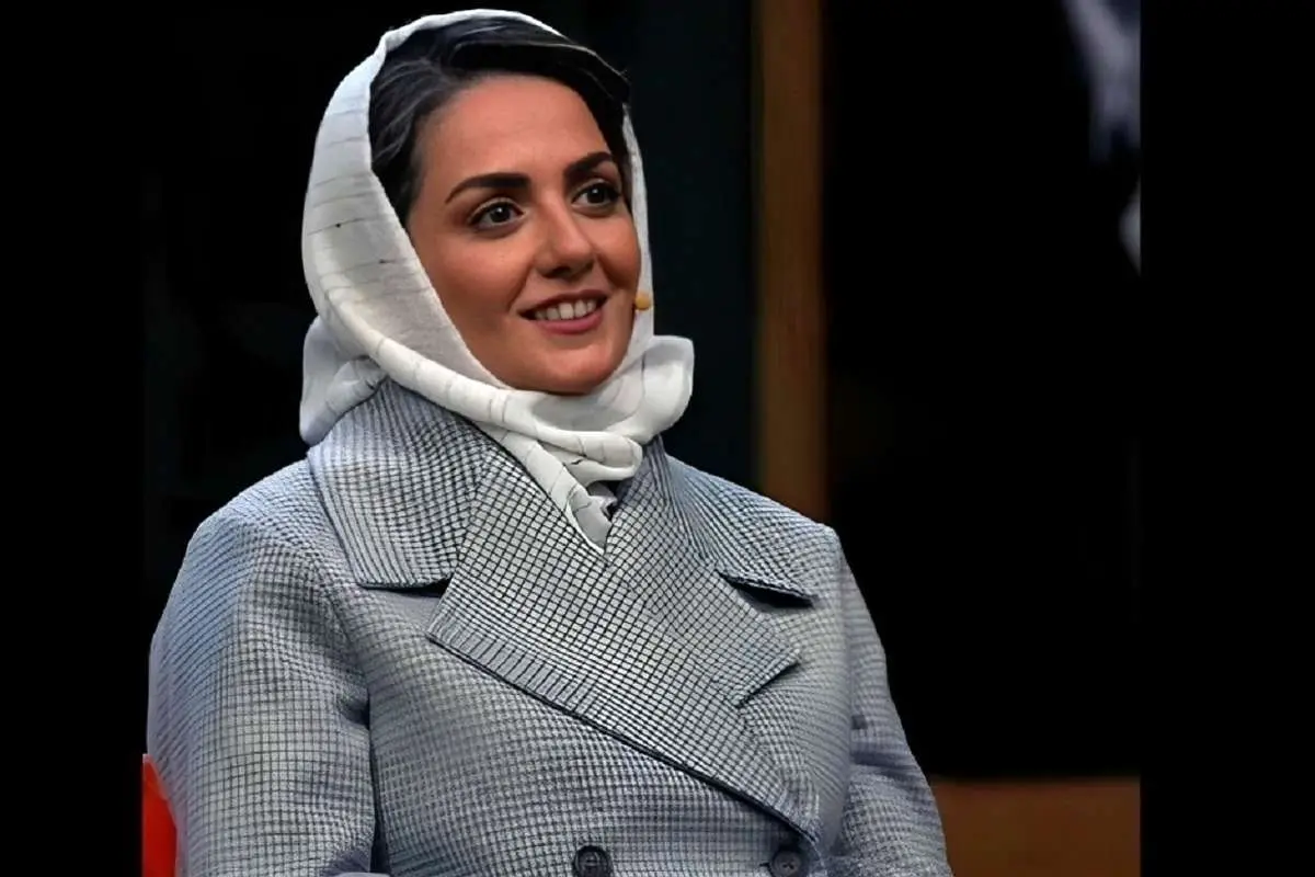 ببینید| ماجرای باورنکردنی از 8 مردی که همزمان دنبال ازدواج با بیتا سحرخیز بودند! رونمایی از هدایایی میلیونی که به منزل خانم بازیگر فرستاده می‌شد