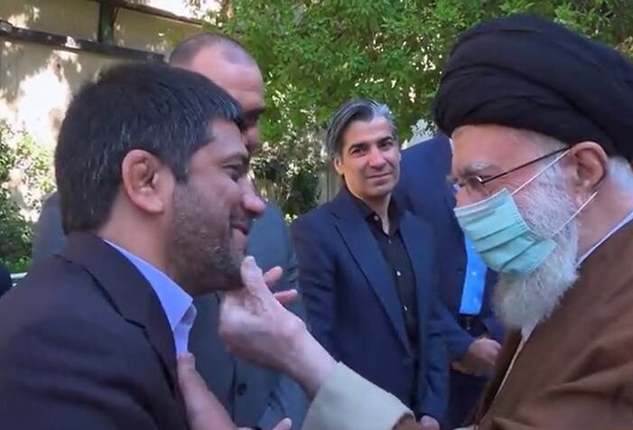 علیرضا دبیر: وقتی با رهبر معظم انقلاب دیدار خصوصی داشتم به ایشان گفتم ششم و نهم دنیا شدیم ایشان گفتند دعایت میکنم و...+فیلم