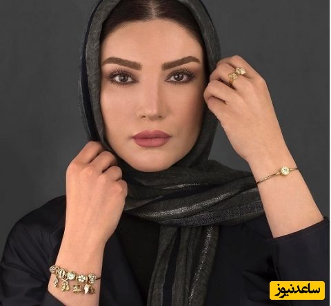 عکس زیبا و خاطره‌انگیز متین ستوده بر روی پشت بام خانه قدیمی با استایل متفاوت