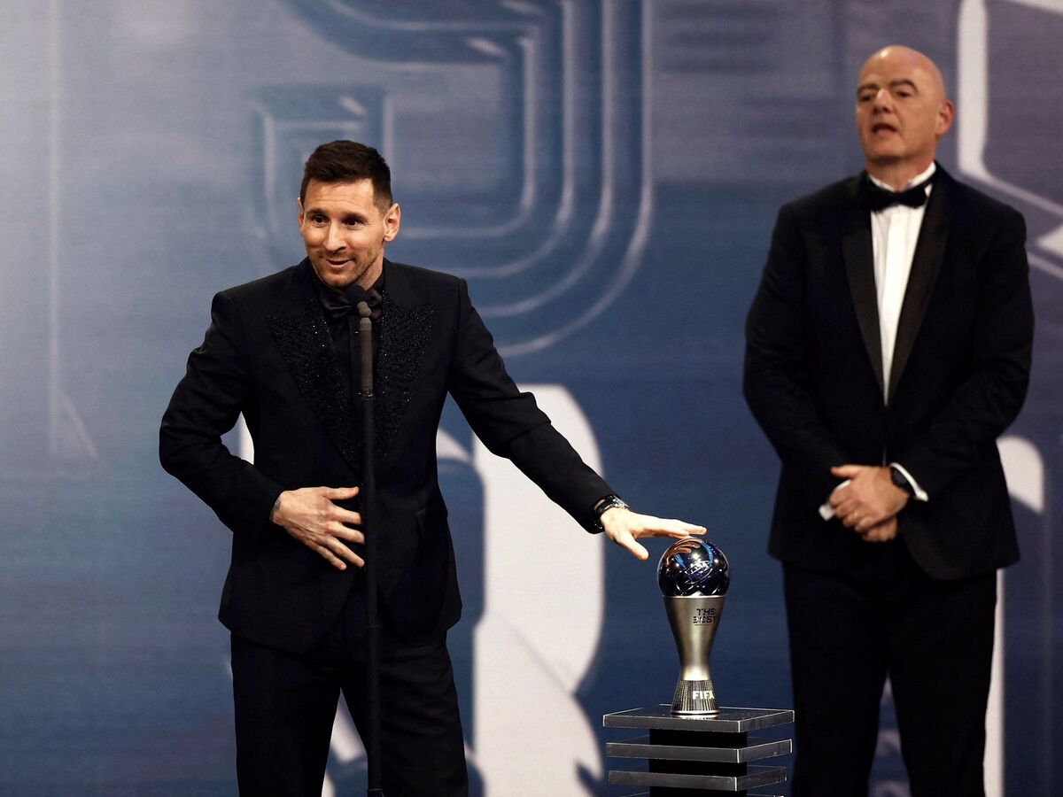سخنرانی مسی بعد از دریافت جایزه بهترین بازیکن سال فیفا