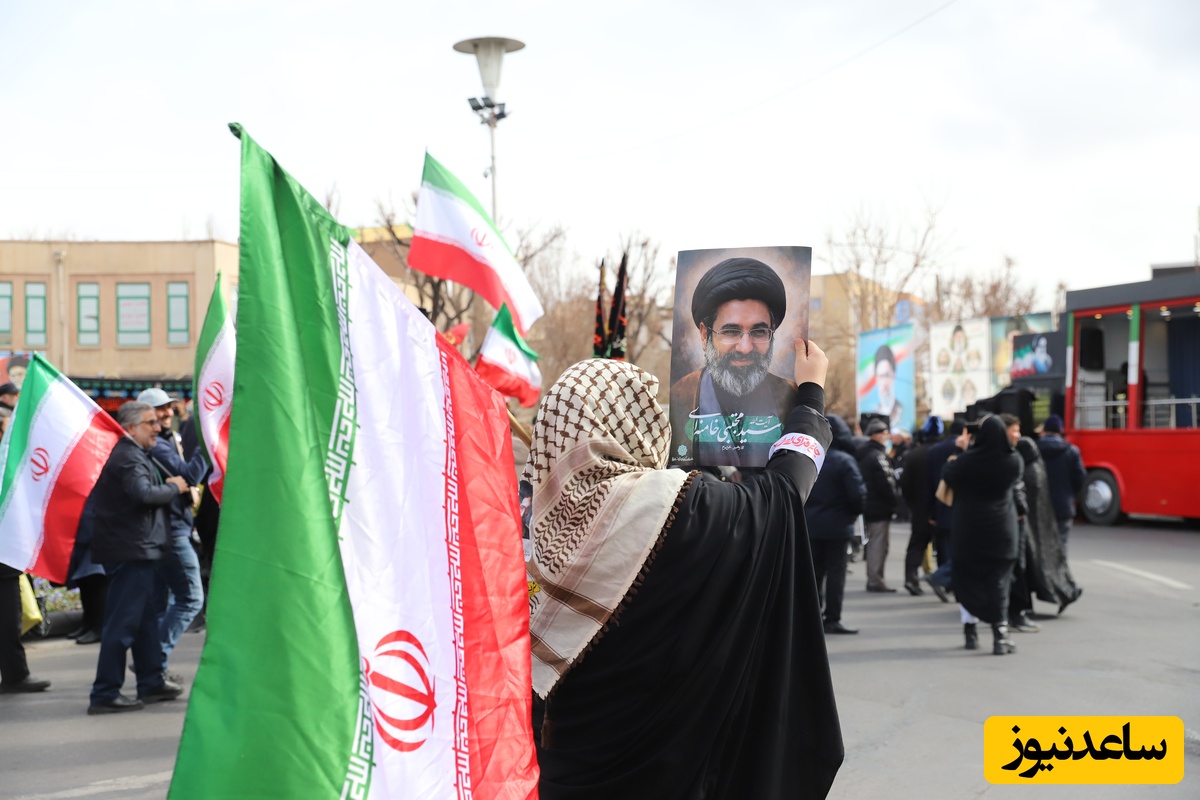 حضور تبریزی ها در مراسم بیعت با سومین رهبر انقلاب «آیت الله سید مجتبی خامنه ای»+تصاویر