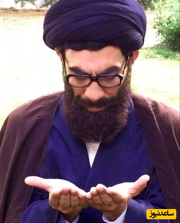 بازیگری که دوبار نقش رهبر شهید انقلاب را ایفا کرد! مروری بر سکانس نماز خواندن رهبری در زندان و صحنه ای که هرگز فراموش نمیشود...