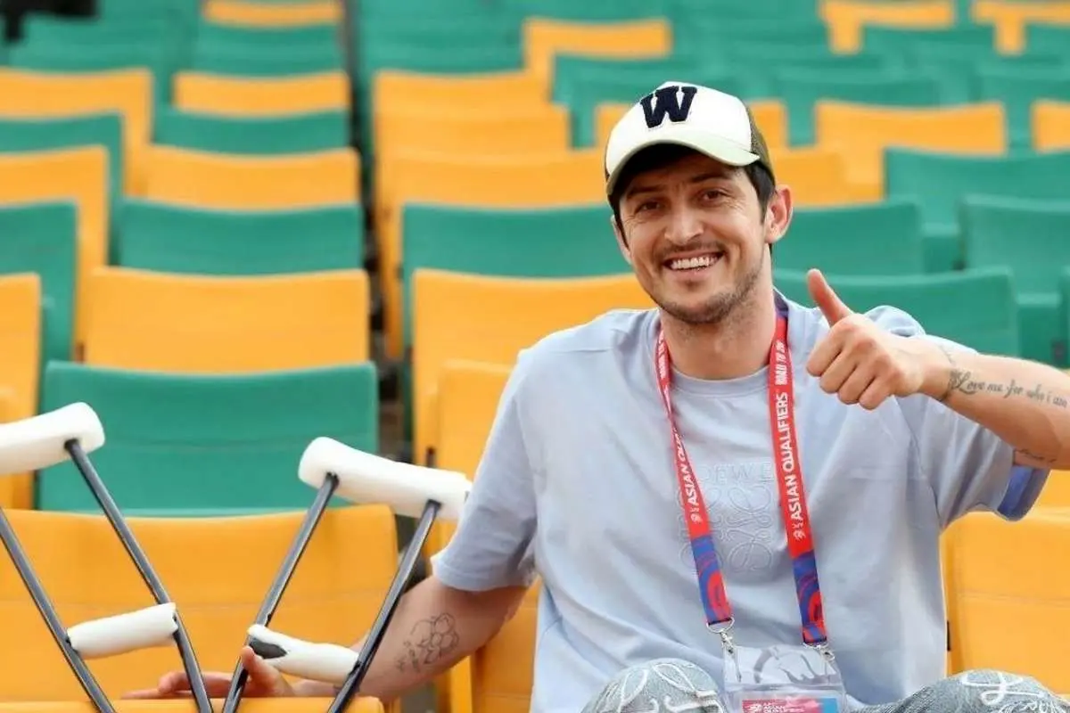 سردار آزمون: فهمیدم که نباید ماشینم رو به داماد خونه بدم تا اینجوری مارو ناقص کنه، تصادف زنجیره‌ای باحالی بود چون...+عکس