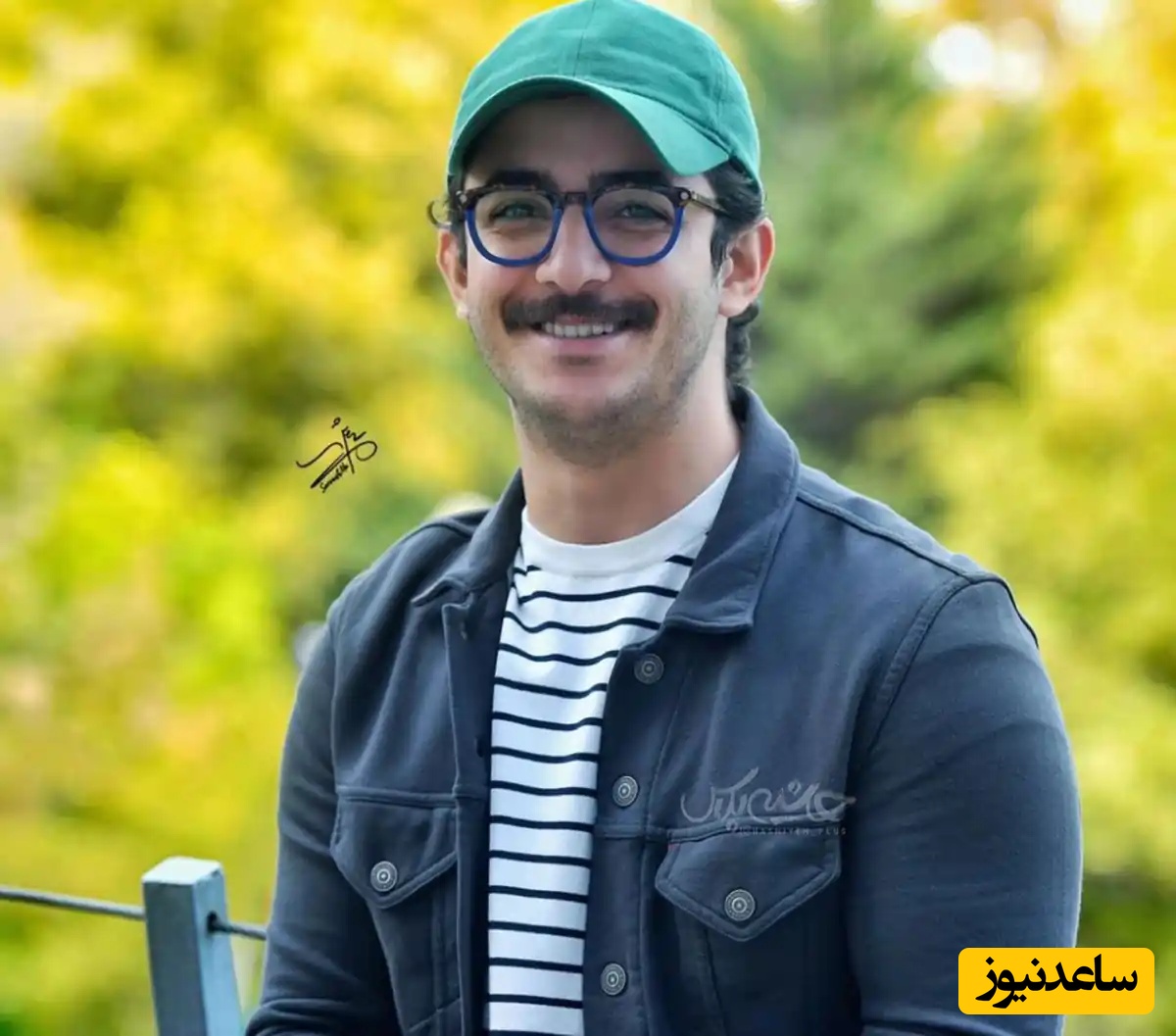 علاقه وافر علی شادمان به پدرش تو این عکس واضحه! ببینید چقدرم از باباش بزرگتر شده علی کوچولو!😍