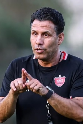 سرمربی پرسپولیس یا بلاگر اینستاگرام؟ / طوفان علیه مهدی تارتار بر سر تبلیغات دندان‌پزشکی و تخفیف‌ها!