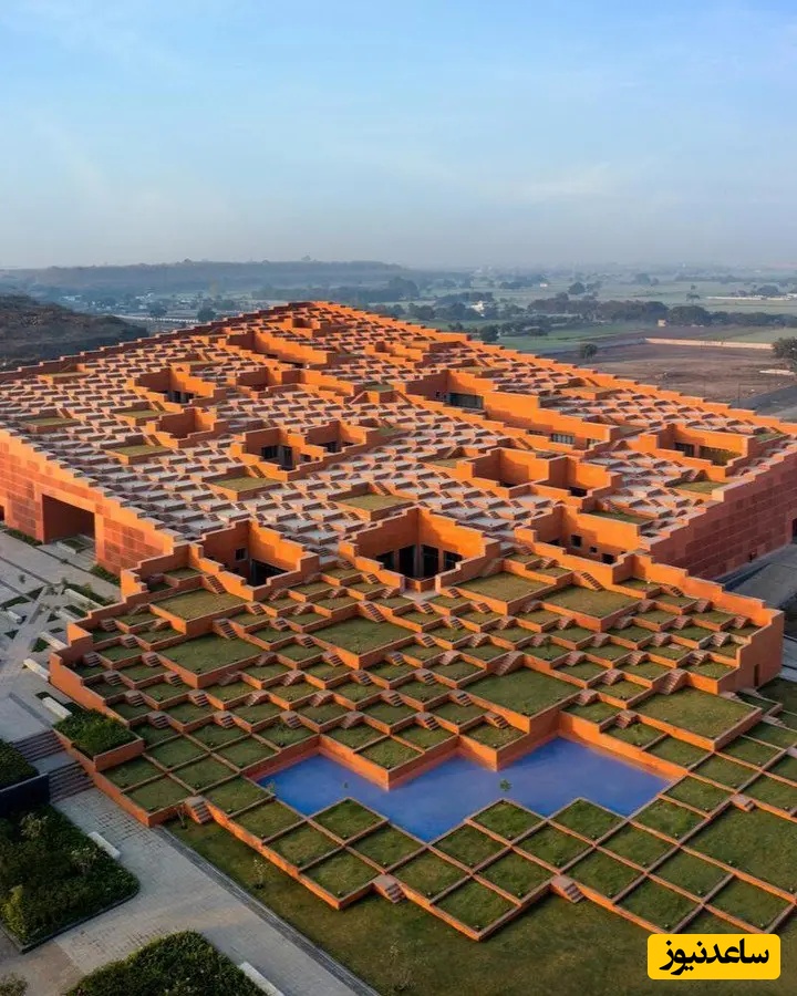 نگاهی به معماری خیره‌کننده و پلکانی طراحی خلاقانه پردیس پرستیژ، شاهکاری از هنر و خلاقیت + عکس