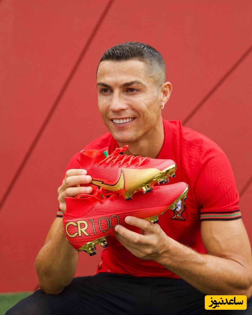 (عکس) پربازدیدشدن خلاقیت لاکچری یک میلیاردر ایرانی برای طراحی گردنبد طلا برای رونالدو/ ابرستاره فوتبال و این همه خوشبختی محاله😍