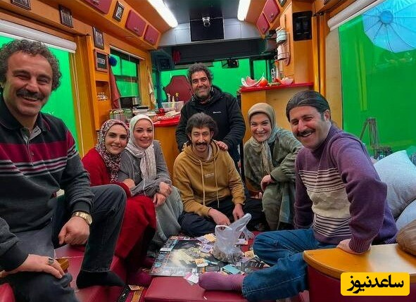  پشت صحنه