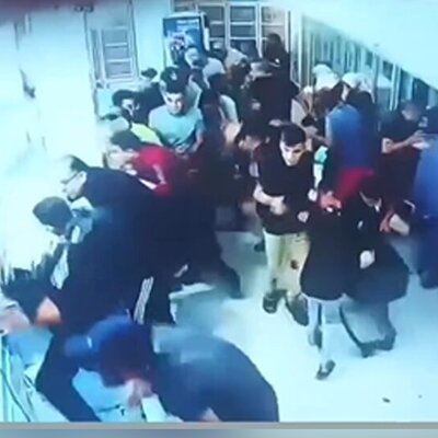 (فیلم) لحظه وحشتناک ثبت شده توسط دوربین ها مدار بسته از انفجار یک مرکز خرید در غزه / خدا نصیب هیچ کس نکنه ...