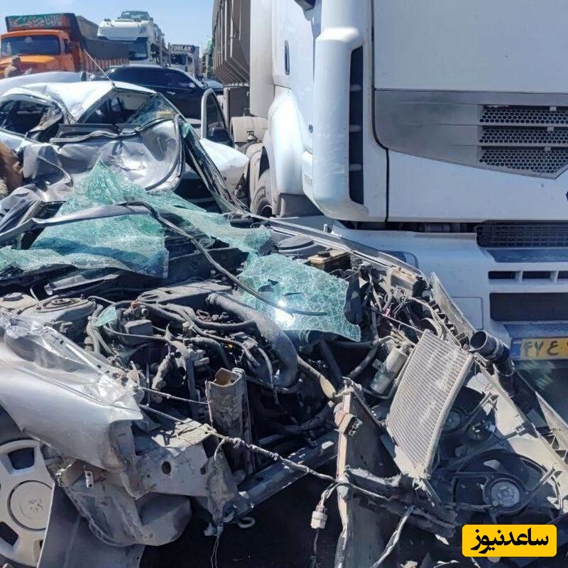 تصادف زنجیره‌ای