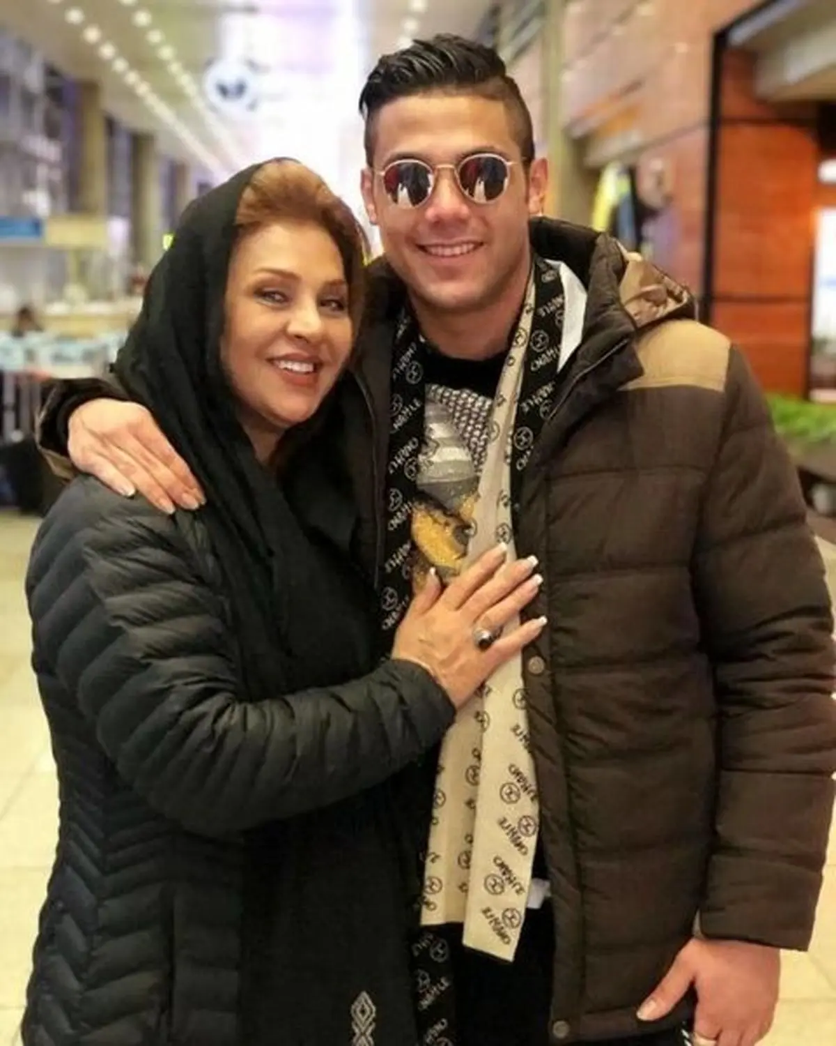 (ویدئو) تصاویر قدیمی نسرین مقانلو و پسر مرحومش در کودکی/ روحش شاد