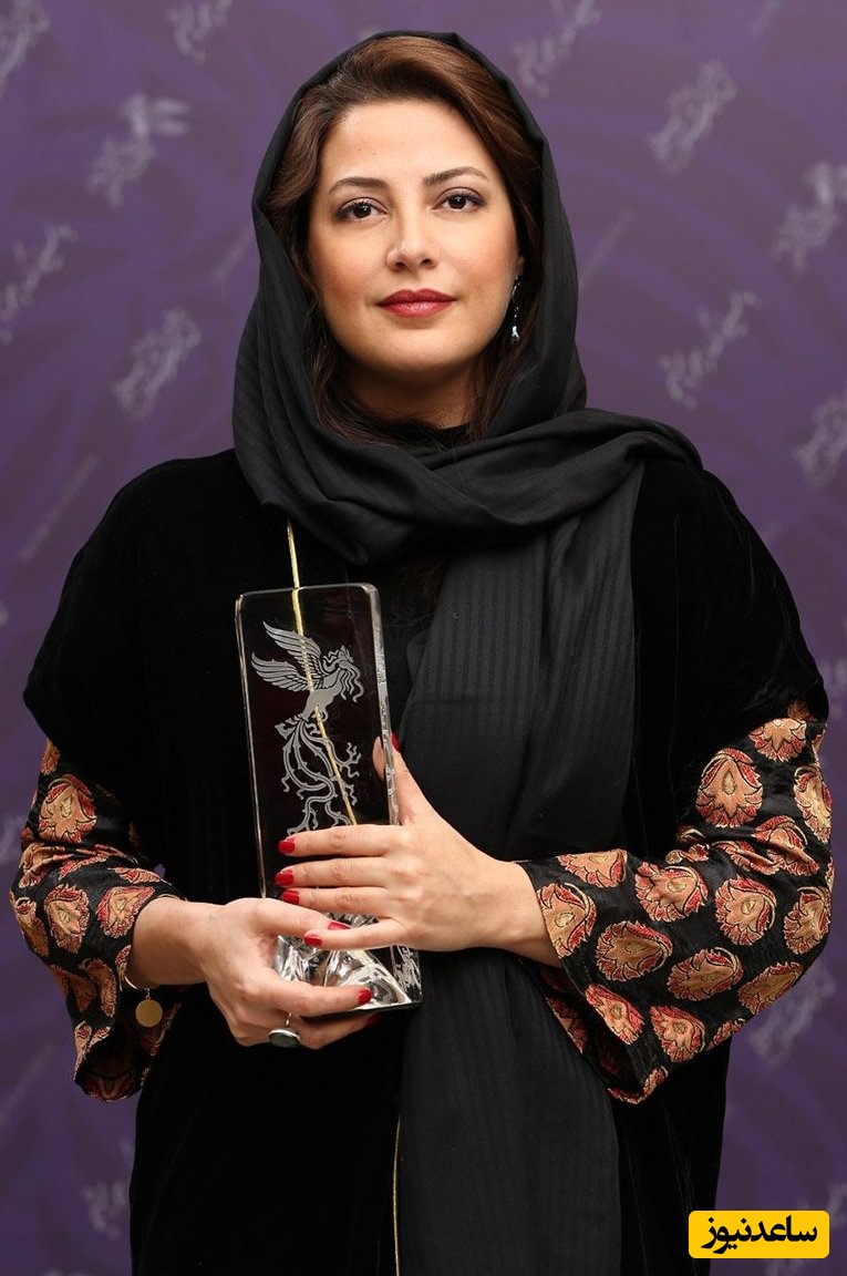 روش جالب و خاص طناز طباطبایی برای پنهان کردن گریم سریالش! میگه آقای کارگردان تاکید کرده کسی گریمتو نبینه!🤔😳