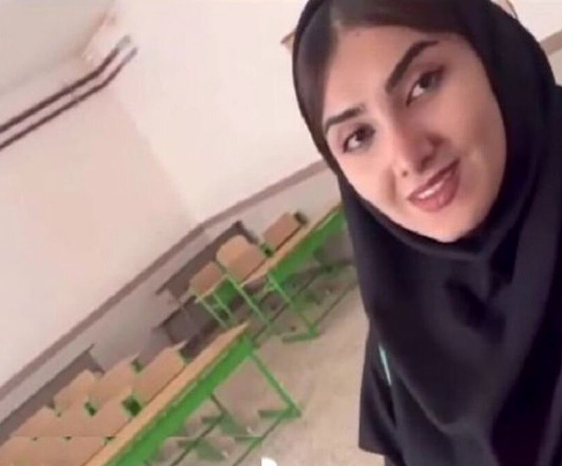فیلم زیباترین خانم معلم ایران در مدرسه روستایی ! / کاش صدف صفرزاده 2 نشود !