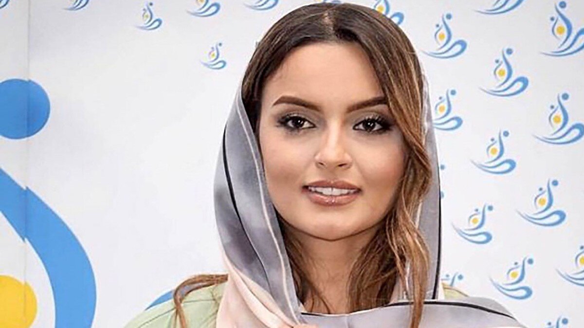 نیلوفر پارسا با لباس عروس های محشر و بینظیرش کولاک کرد