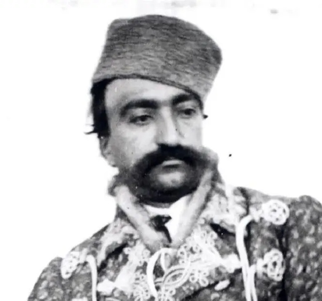 سفری با خاطرات ناصرالدین‌شاه: قبل شام چفیه عربی بسته بودم، عجب چیز گرمی است!