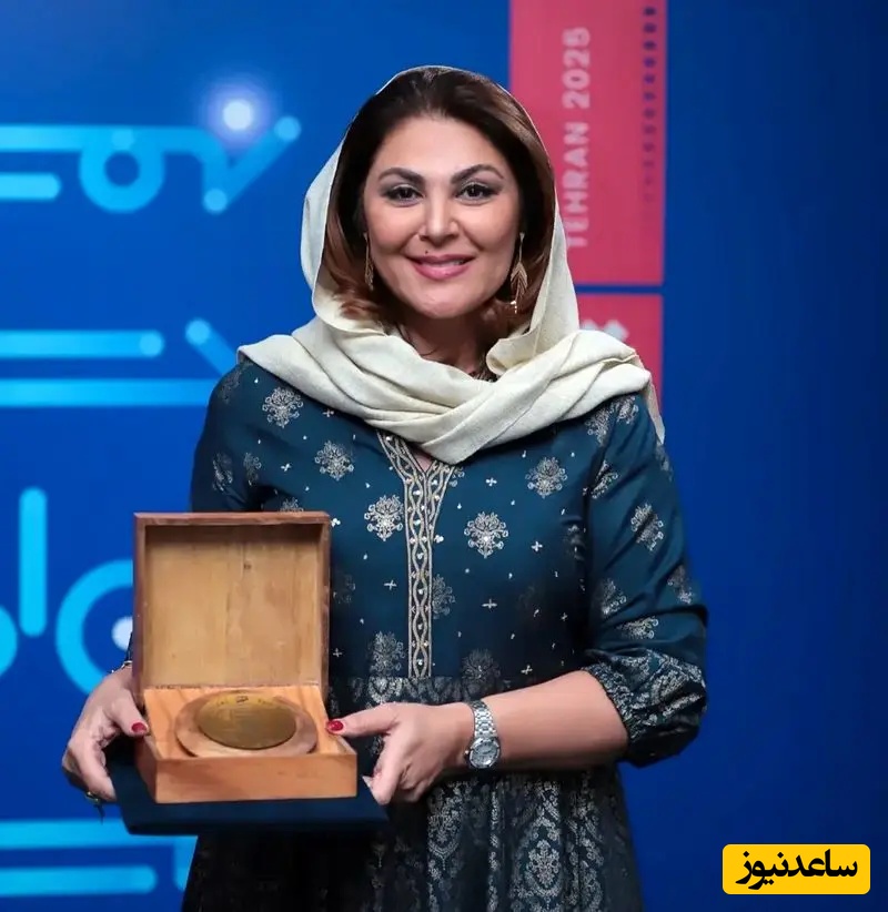 لاله اسکندری 