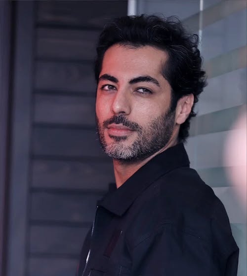 غوغای استایل کژوال و مونوکروم نوید پورفرج در اکران مردمی سریال بامداد خمار / اه به من دختر خانم دل همه رو برد🤣