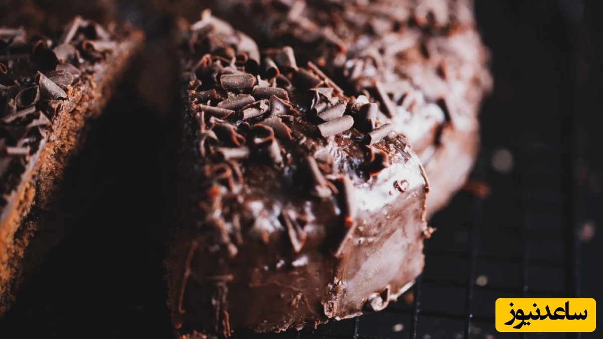 آشپزی سه سوته؛ طرز تهیه یک کیک شکلاتی خیس خوشمزه در قابلمه/ آسان، سریع و خوشمزه+ویدیو