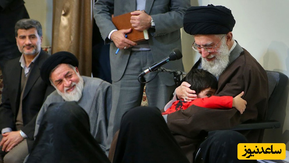 یادی کنیم از مهر پدرانه رهبر معظم انقلاب به کودکی که از ایشان درخواست پفک کرد: پفک مضر است بیسکوییت بهش بدید+فیلم