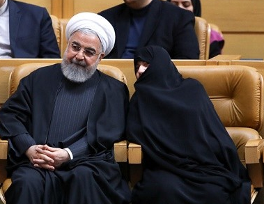 حسن روحانی به همراه همسرش صاحبه عربی