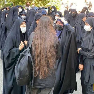 یک ماه شستن میت در غسالخانه شهر تهران، مجازات تکمیلی برای بی حجاب ها