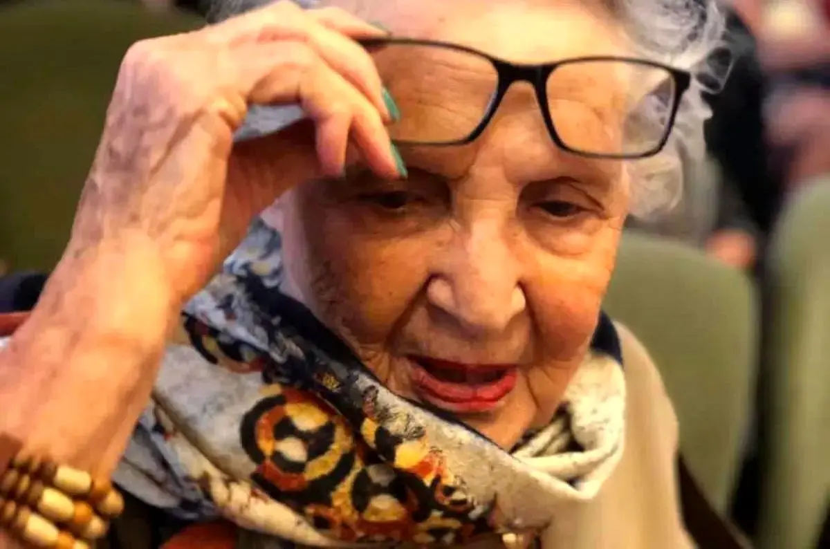 به بهانه درگذشت ثمینه باغچه‌بان، نگاهی به منزل اجاره‌ایی ایشان در97 سالگی و در روزهایی که میزبان چهره‌های سیاسی بود؛ خانه فوق‌العاده ساده و بدون زرق و برق به سبک خانه‌های اروپایی +عکس