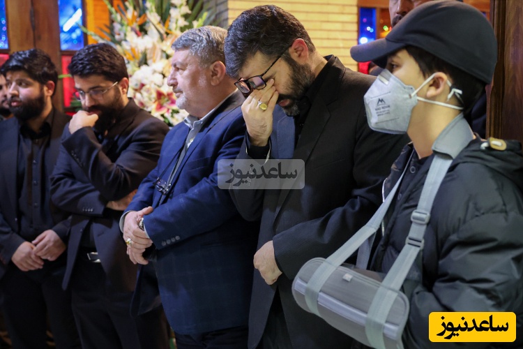 (عکس) حضور پزشکیان در مراسم عزای همسر و دو فرزند معاونش / رئیس جمهور و معاونی که در حادثه رانندگی داغ همسر و فرزند دیدند ...