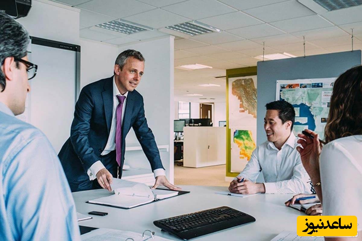 آموزش نوشتن رزومه حرفه‌ای مدیر بازرگانی و فروش